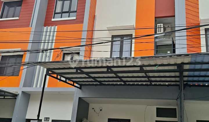 Rumah Kost Full Penghuni Kebon Jeruk Jakarta Barat
