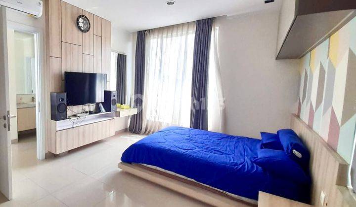 Rumah 2 Lantai Cantik Semifurnis Summarecon Bandung 1