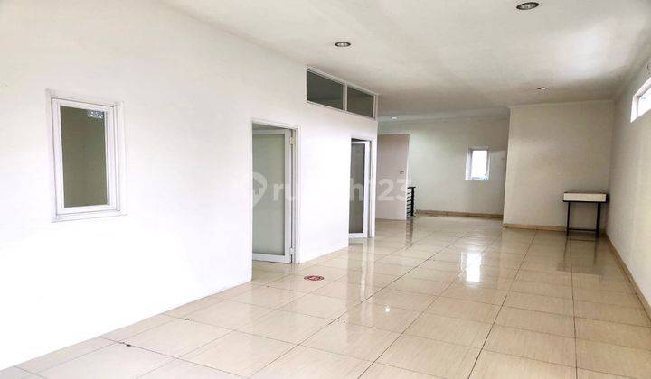 Sewa Ruko Jl Adji Kiara Condong Unfurnished 1