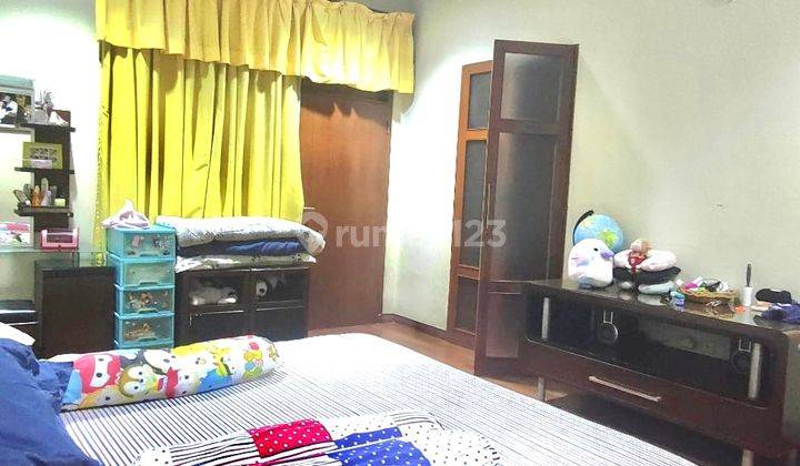 Rumah  Bagus Tengah Kota Unfurnished Sayap Sudirman  1