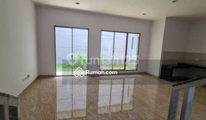 Rumah Golf Island Uk 8X20 Tipe Pine Cluster Harmony.