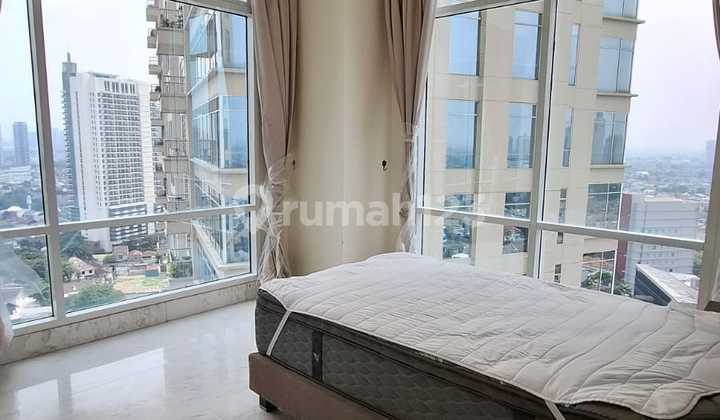 Disewa Apartemen Botanica 3BR Uk 118m² at Jakarta Selatan
 2