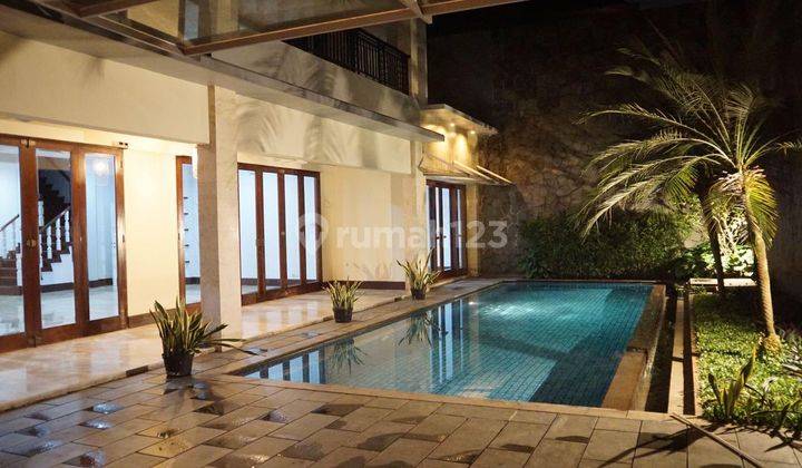 Disewakan Rumah Dharmawangsa 4br Uk 750m2, Private Pool, Nuansa Bali 1