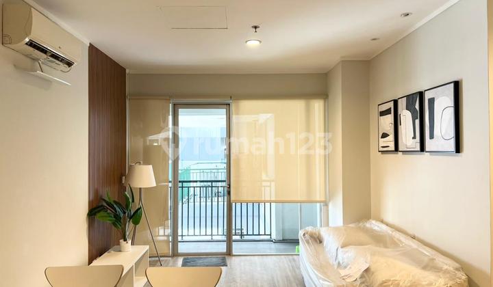For Rent: Sahid Sudirman Furnished Apartment, 2 Bedrooms, 90m², in Central Jakarta