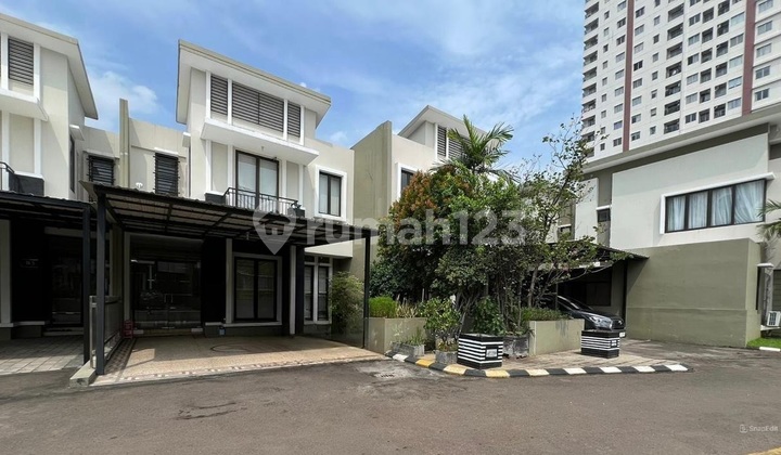 For Rent Townhouse Cosmo Park 120m2, 2-story Furnished in Central Jakarta For Rent Townhouse Cosmo Park 120m2, 2-story Furnished in Central Jakarta