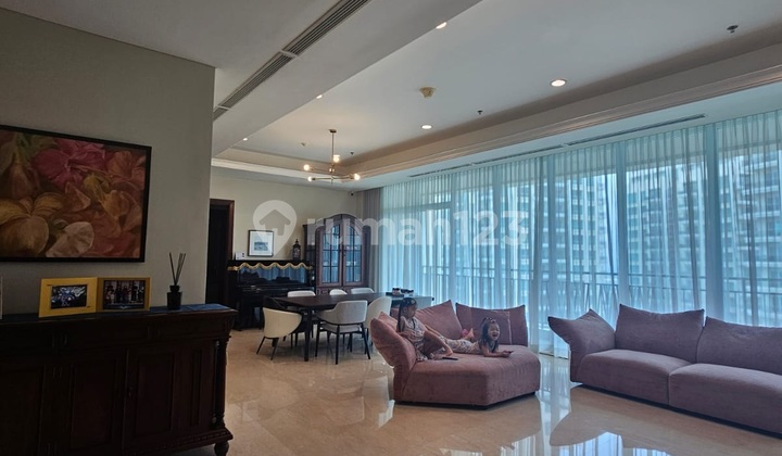 Disewa Best Deal Apartemen Pakubuwono signature Full Furnished Uk 388 m2 Jakarta Selatan