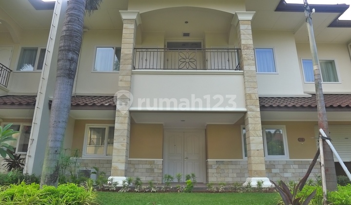 Disewa Rumah Pejaten Barat Uk 471m² Pool at Jakarta Selatan Disewa Rumah Pejaten Barat Uk 471m² Pool at Jakarta Selatan