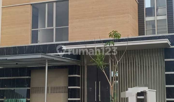 Disewa Rumah Golf Island View Golf dan Private Pool Uk 542M2