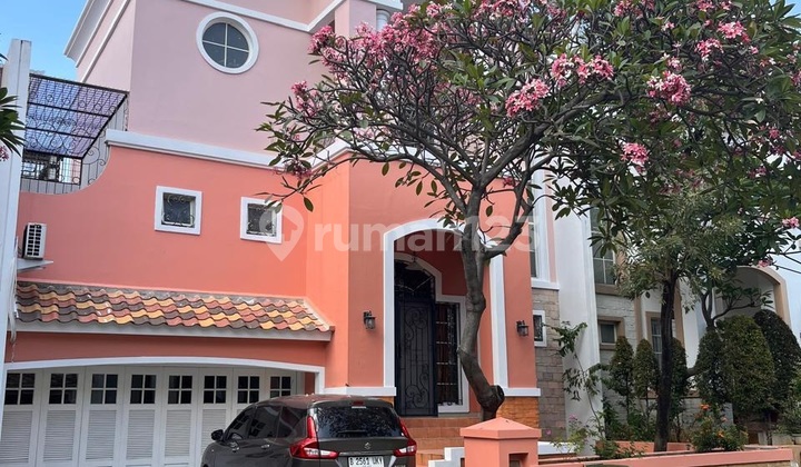 For Rent: PIK Cendana Cluster House, 300m² size, North Jakarta