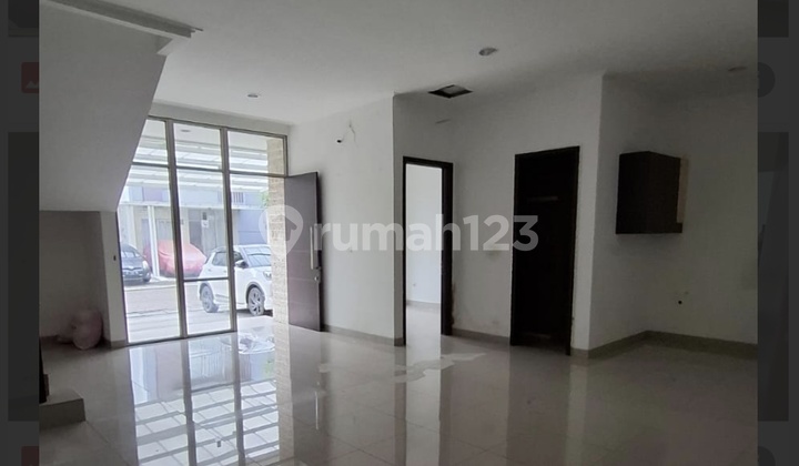 For Rent House in PIK 2, Size 8x15 m², 2 Floors, in Tangerang. 2