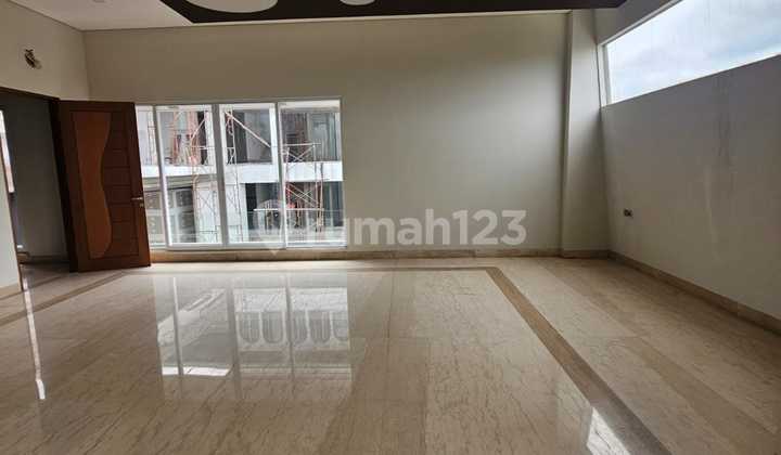 Dijual Rumah Pik Brand New Full Marmer With Pool Uk358m² At Jakarta Utara 2