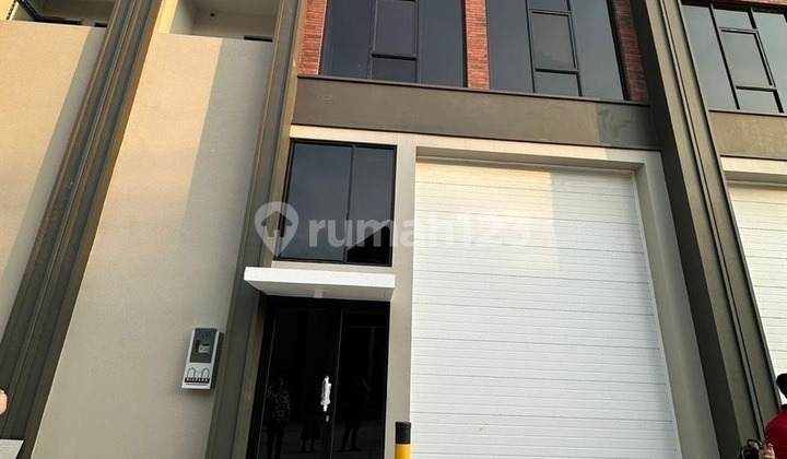 For Rent Warehouse Bizpark PIK 2 Size 9x30 M2 At Pantai Indah Kapuk Tangerang