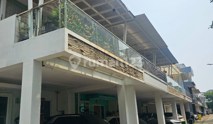 Dijual Rumah PIK  uk 10x12,5m2 Hoek at Jakarta Utara
