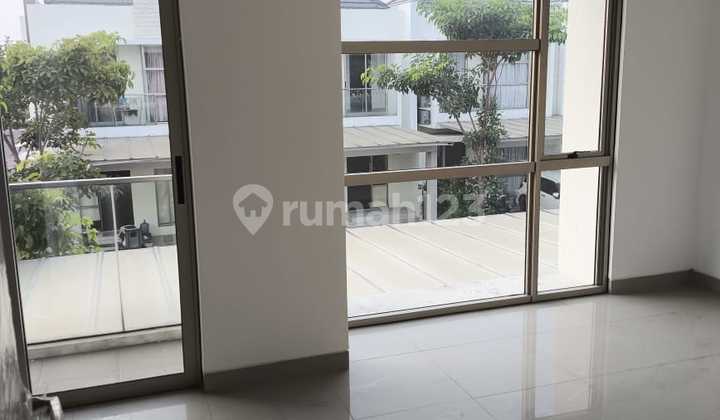 Disewa Rumah PIk2 ,3bedrooms UK 9X12.5 Ada AC 2