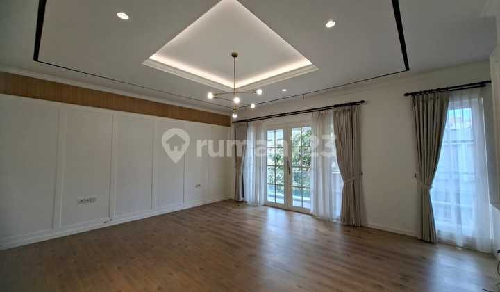 Dijual Rumah Golf Island PIK furnish dan interior mewah Uk 8x25 m² at Jakarta Utara 
 2