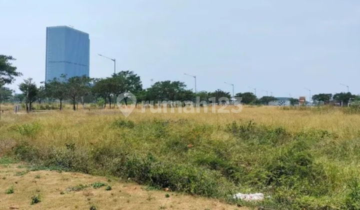 For Rent Commercial Lot PIK 2 Size 2046 m² up to 7000m², wide road suitable for Padel, showroom in Tangerang