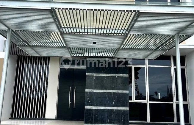 For Sale Best Deal Chopin 3-Storey House 200m² at Golf Island PIK, North Jakarta For Sale Best Deal Chopin 3-Storey House 200m² at Golf Island PIK, North Jakarta