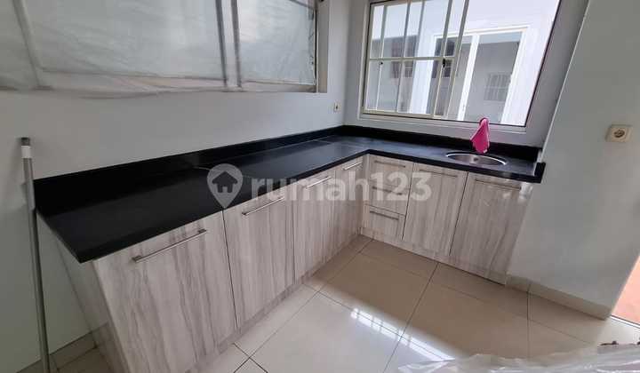 Disewa Rumah Cluster Pik Mediterania Uk 250M2 Semi Furnished , Ac , Rapi Baru Direnov Jakut 2