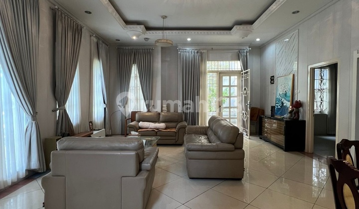 For Rent, House in PIK BGM, Bukit Golf Mediterania, size 345 m², 4 bedrooms, near PIK Avenue.