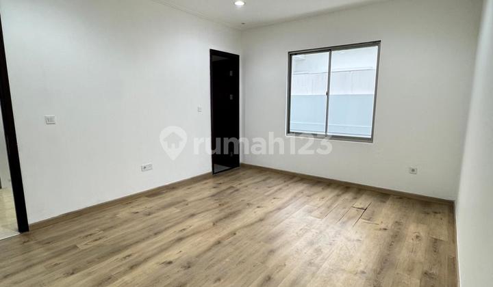 Dijual Rumah PIK Golf Island Serenade Lagoon Uk 250 m² at Jakarta Utara 
 2