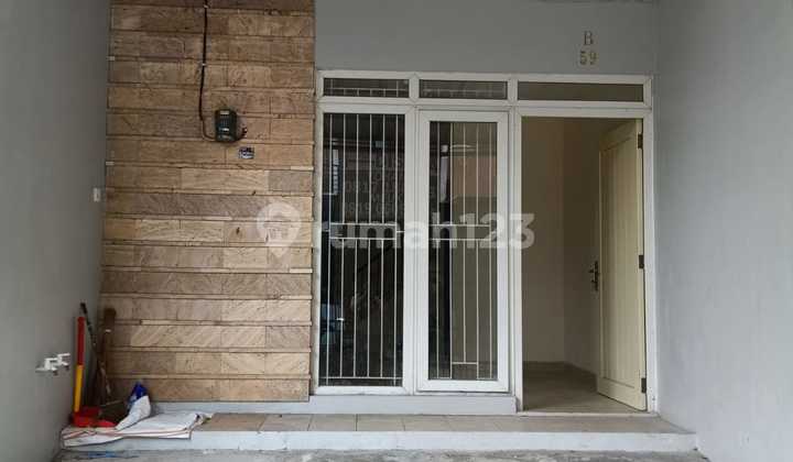 Disewakan Rumah Siap Huni di Park Residence Taman Surya Jakarta Barat 2