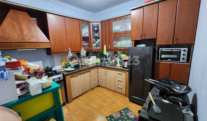 Dijual Rumah 6X20 Rapi Hadap Timur di Taman Palem Lestari Cengkareng Jakarta Barat