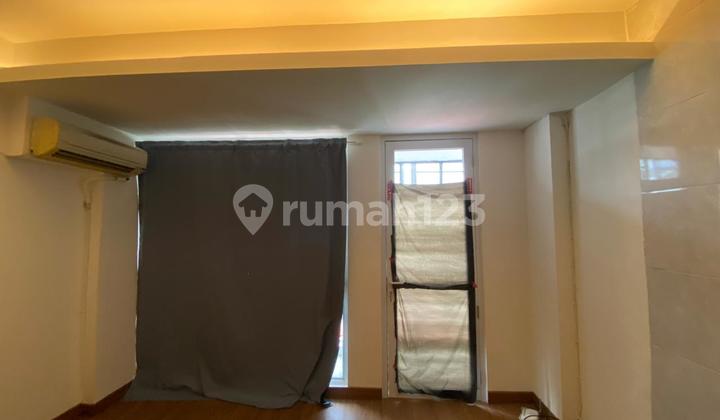 For Sale, Ready-to-Live-In Renovated House in Bojong Residence, Cengkareng, West Jakarta 2