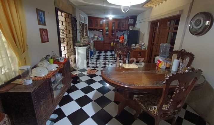 Dijual Cepat Harga Murah Rumah Semi Furnish Luas 386 M2 di Dalam Komplek Puri Kembangan Jakarta Barat 2