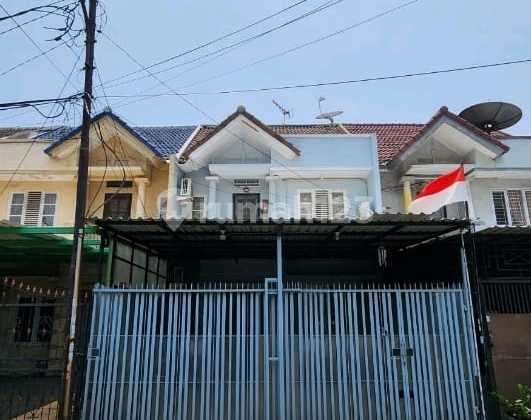 Dijual Cepat Rumah 2 Lantai 6X20 Rapi Terawat di Taman Palem Lestari Jakarta Barat Dijual Cepat Rumah 2 Lantai 6X20 Rapi Terawat di Taman Palem Lestari Jakarta Barat