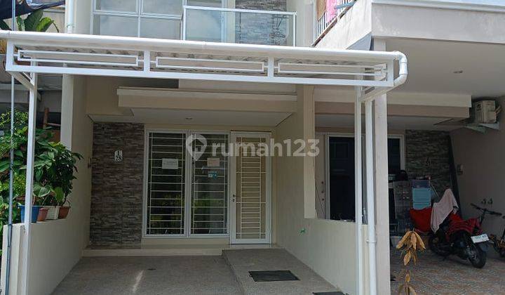 Disewakan rumah rapi di palm blossom pegadungan jakarta barat 1