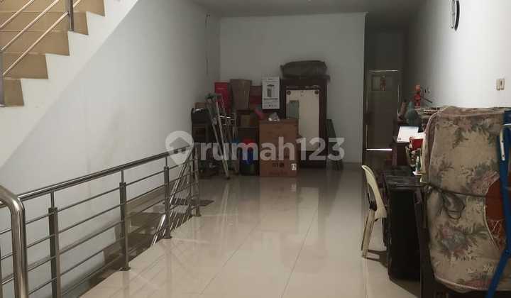 Dijual cepat ruko rapi dan terawat di jelambar jakarta barat Dijual cepat ruko rapi dan terawat di jelambar jakarta barat