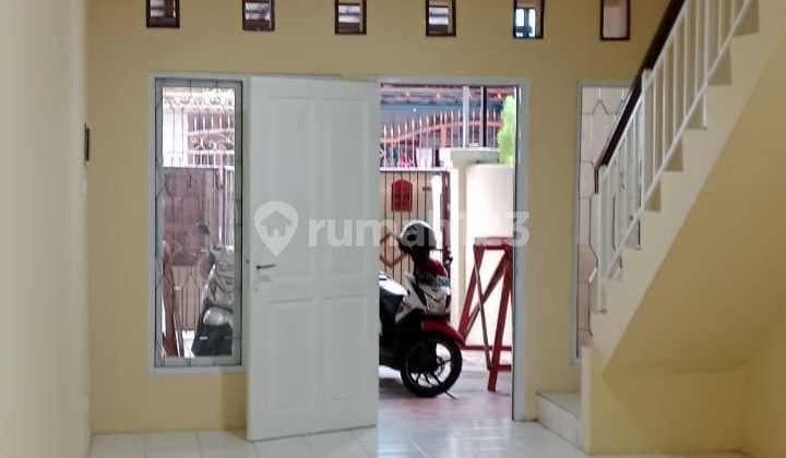Dijual Rumah Rapi Sudah Renovasi di Permata Taman Palem Pegadungan Jakarta Barat Dijual Rumah Rapi Sudah Renovasi di Permata Taman Palem Pegadungan Jakarta Barat