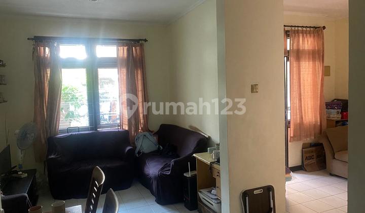 Dijual Cepat Rumah 2 Lantai Full Furnish di Daan Mogot Baru Kalideres Jakarta Barat