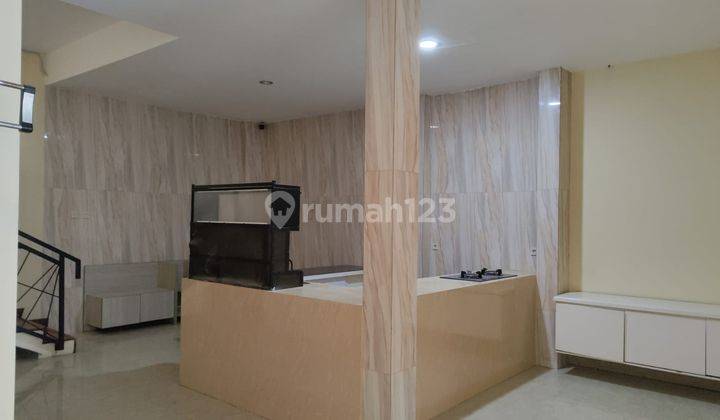 Disewakan rumah bagus furnish di cluster hawaii city resort cengkareng jakarta barat 2