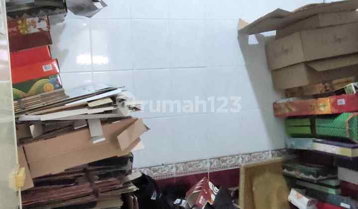 Dijual Cepat Rumah Hoek Bonus Tanah Lebih