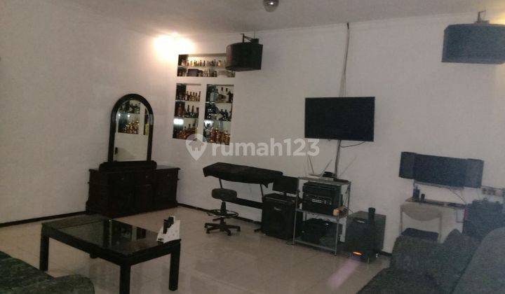 Rumah Kosan Aktif Income SHM  di Area Strategis Gatot Subroto  2