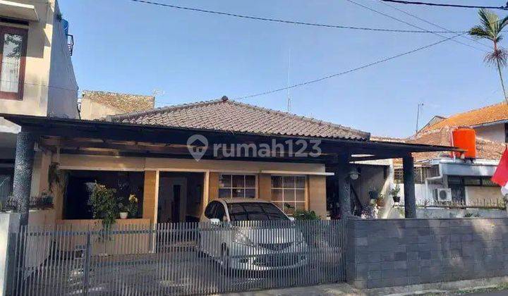 Rumah Bagus Unfurnished Sertifikat Hak Milik di Turangga, Bandung 1