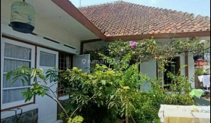 Rumah Terawat di Main Road Jl Riau Bandung Lokasi Premium 1