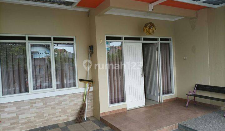 Rumah Terawat 2 Lantai Siap Huni Komplek Setradago Antapani  2