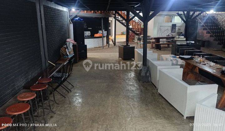 Rumah Cafe Dan Resto di Kawasan Wisata Bandung Utara Punclut 2