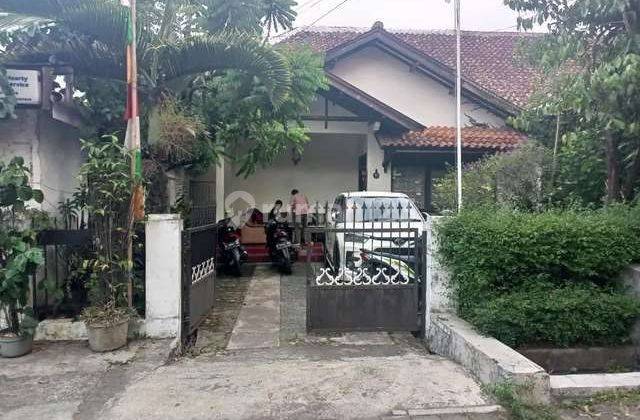 Rumah Murah Hitung Tanah di Kawasan Komersil Sayap Riau Bandung 2