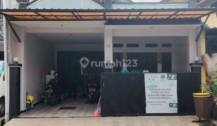 Murah Rumah Siap Huni di Komplek Istana Kawaluyaan 1