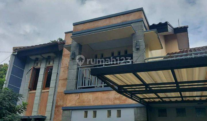 Rumah Bagus 2 lantai siap huni di Cikutra baru  1