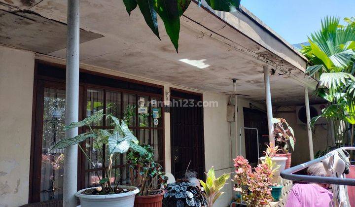 Jual Rumah Tua Hitung Tanah Sayap Semar  1