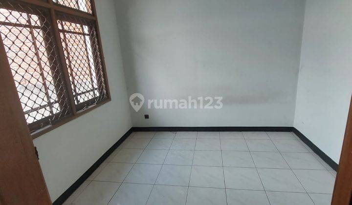 Jual Rumah Tinggal 2 Lantai Siap Huni Antapani 2