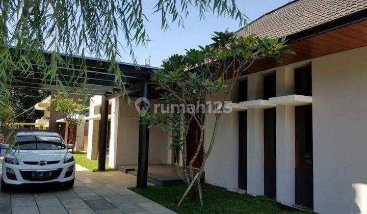 Rumah Mewah Bagus 2 Lantai Mainroad Cipaganti 2