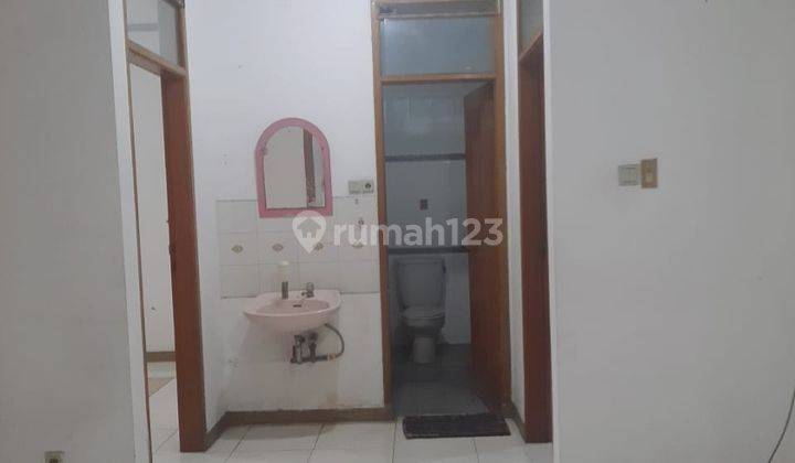 Rumah 2 Lantai Siap Huni Semi Furnished Bandung Utara 2