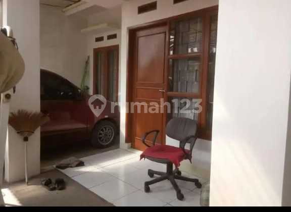 Ready-to-Occupy Minimalist House in Taman Cibaduyut Complex 2