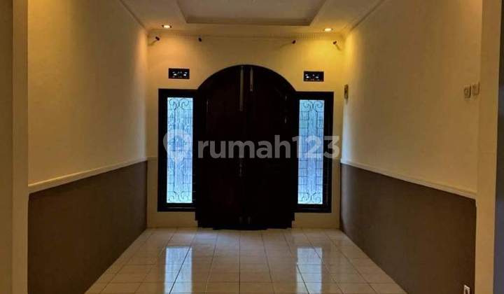Rumah 2 Lantai Siap Huni di Dekat Transmart Buah Batu  1