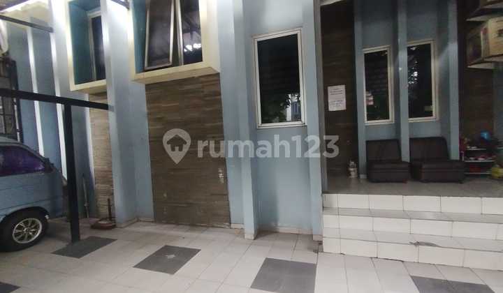 For Quick Sale: 3 1/2 Story Boarding House in Gading Putih Raya - North Jakarta 2